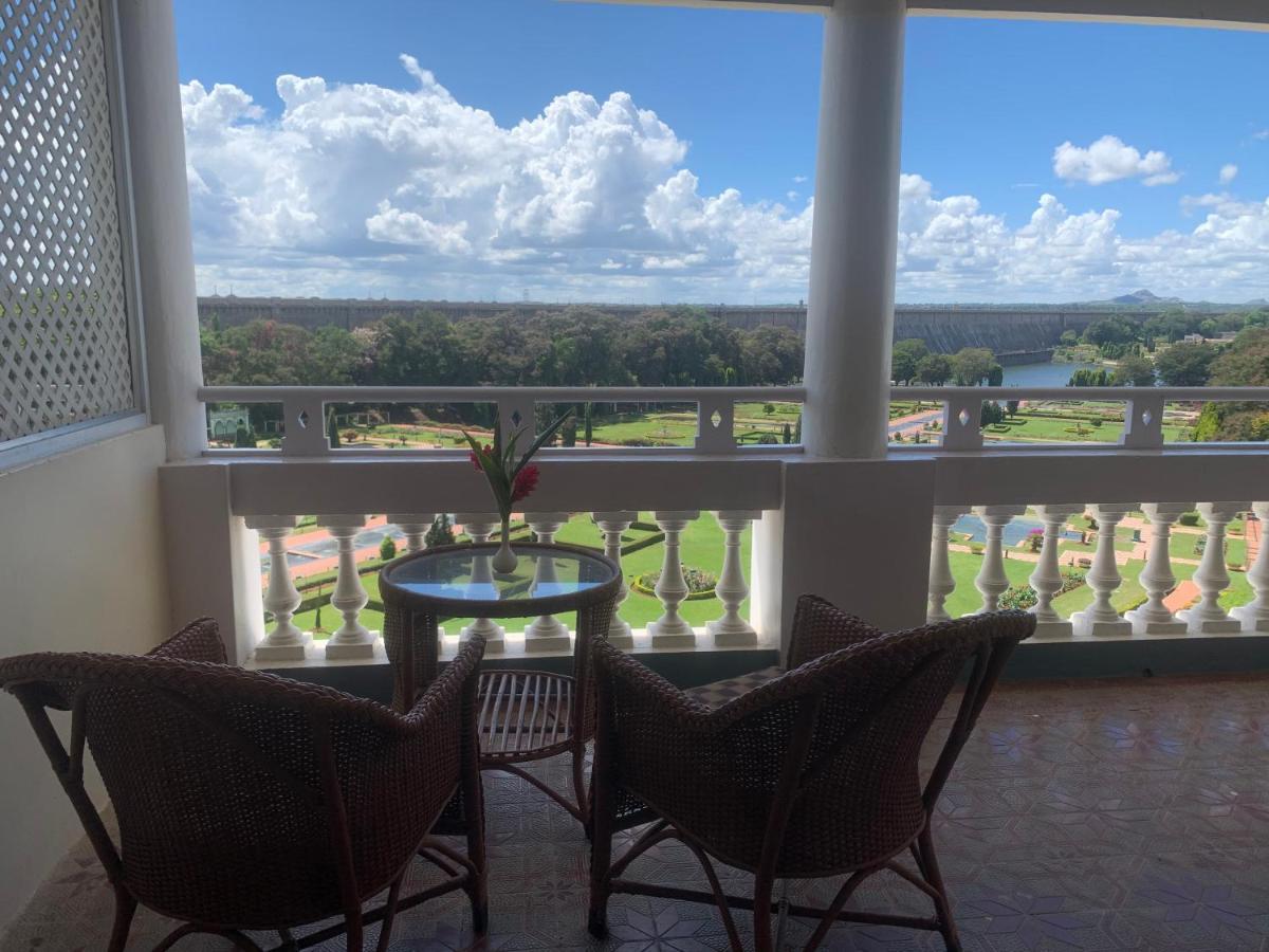 Royal Orchid Brindavan Garden Mysore 4*